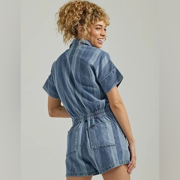 Lee Union-Alls Hits Of Blue Striped Denim Romper NWT - Picture 2 of 9
